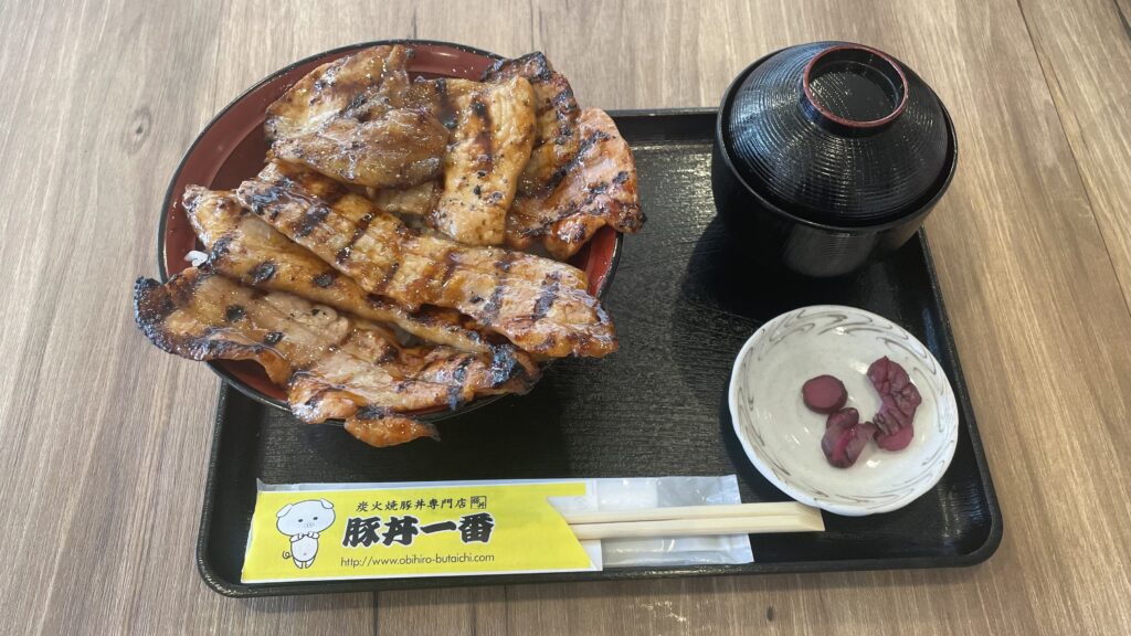 「特上ミックス豚丼」